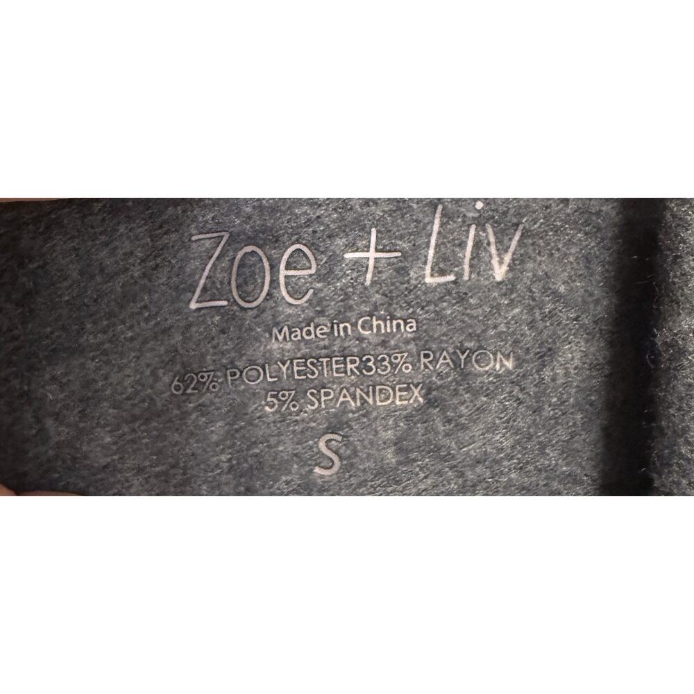 Zoe + Liv Gray Elephant Graphic Pullover Sweater Women’s Size S Soft Knit - Picture 3 of 3